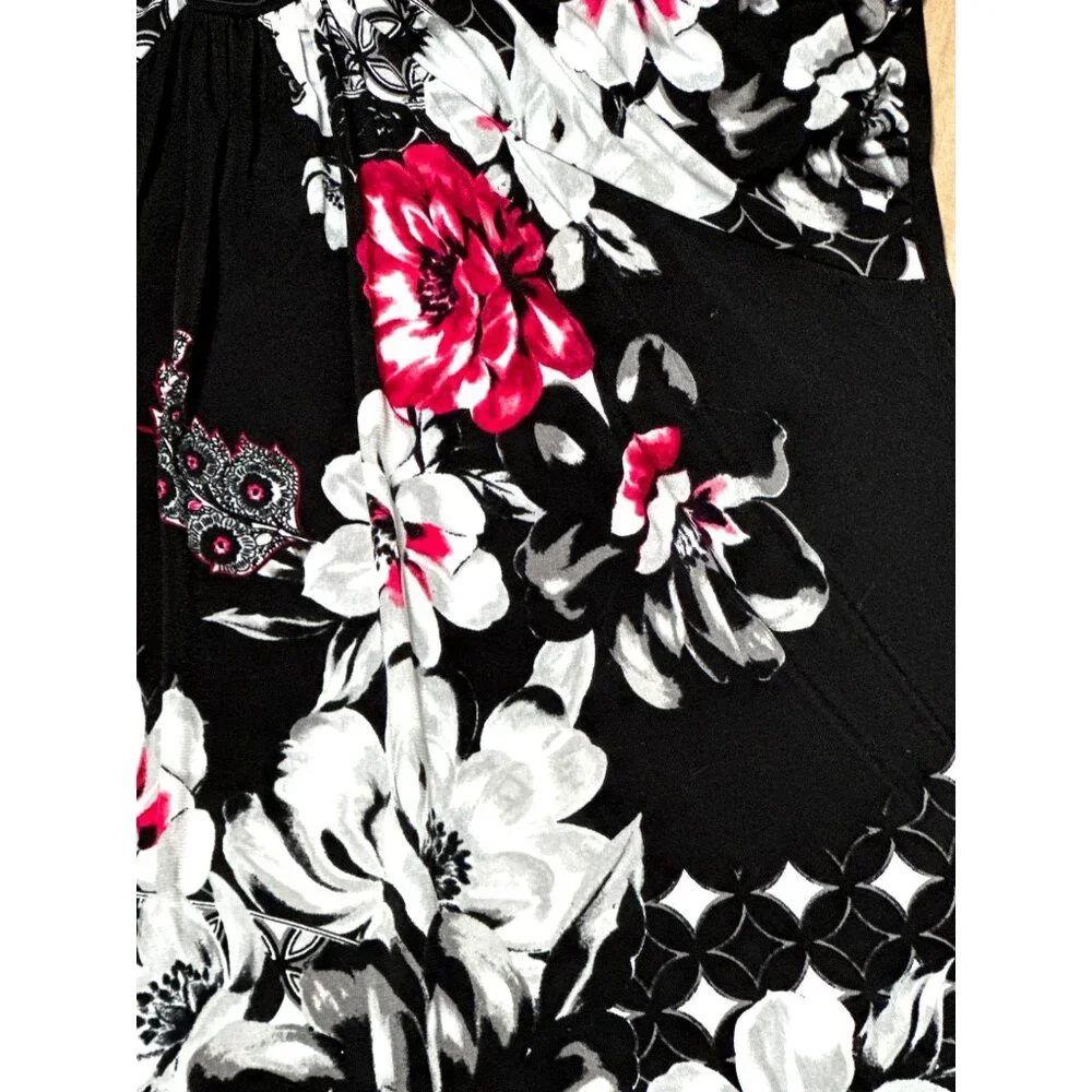 White House Black Market Halter Top Medium Floral Geometric Print Boho Chic - Picture 12 of 12
